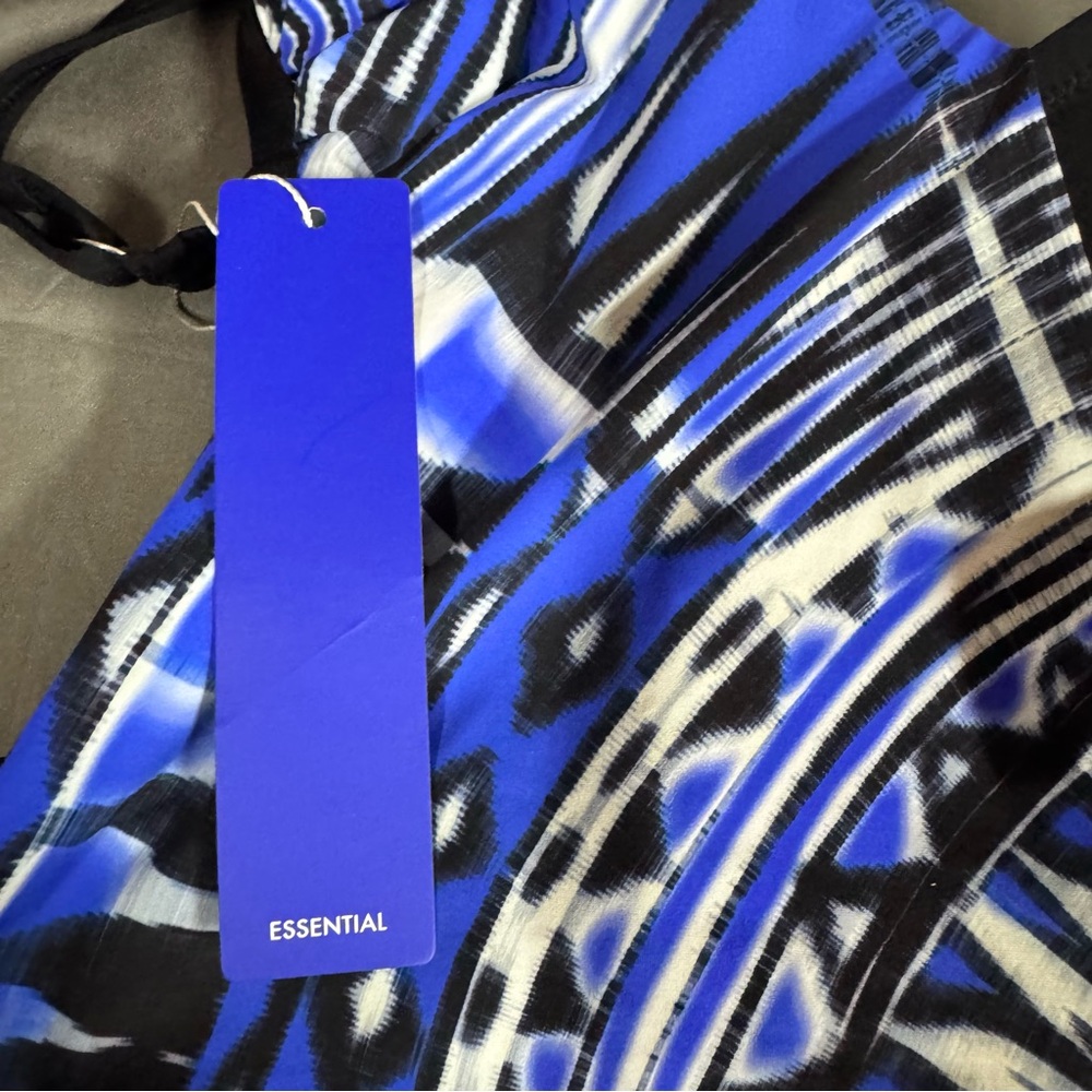 Gottex one-piece swimsuit featuring a blue and black tribal print women’s size 6 - Picture 3 of 5